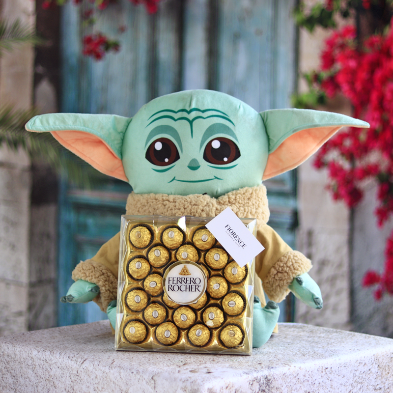 Peluche Yoda con Chocolates