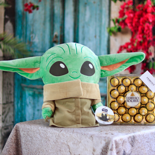 Baby Yoda, chocolates ferrero, peluches, 14 de Febrero, cumpleaños, envío a domicilio. 